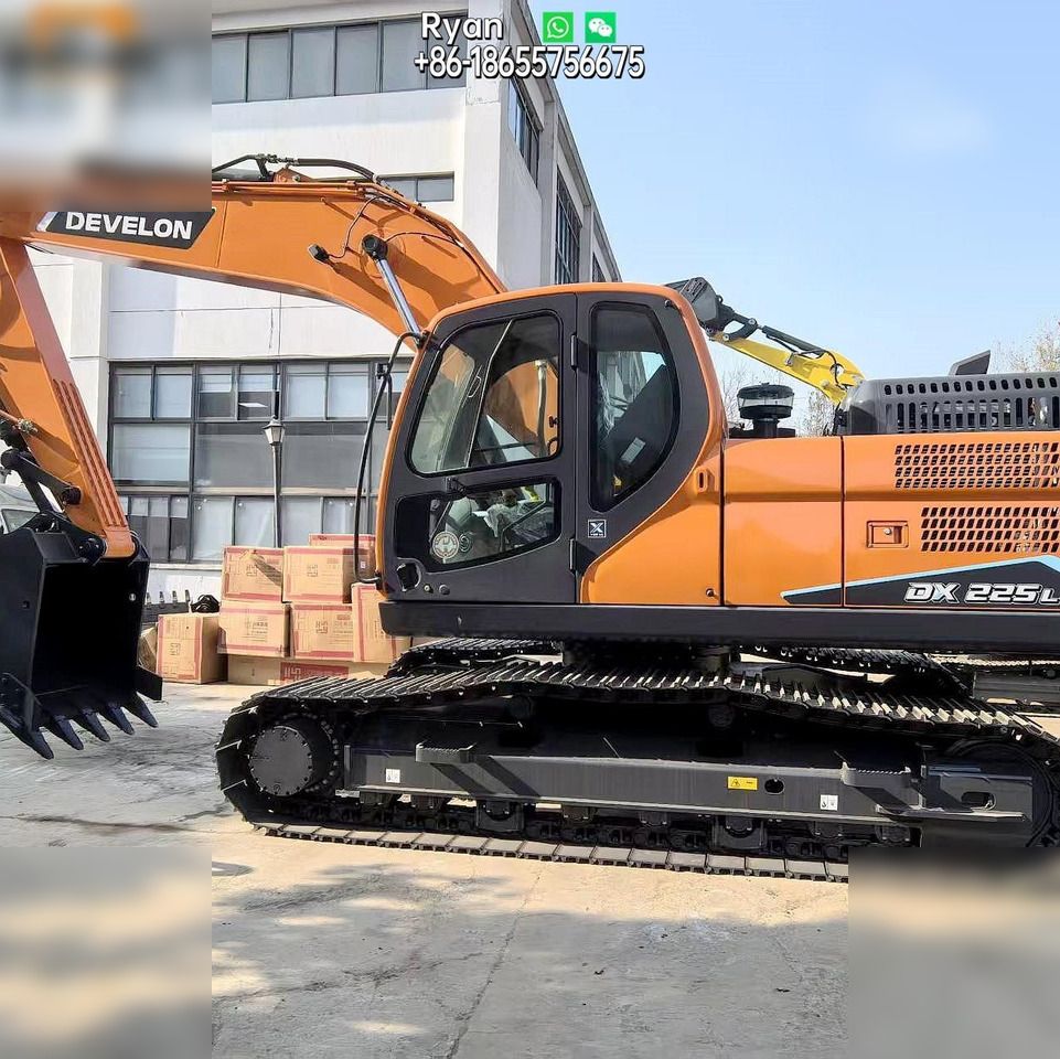 2025 Develon DX225 LC-10 Crawler Excavator