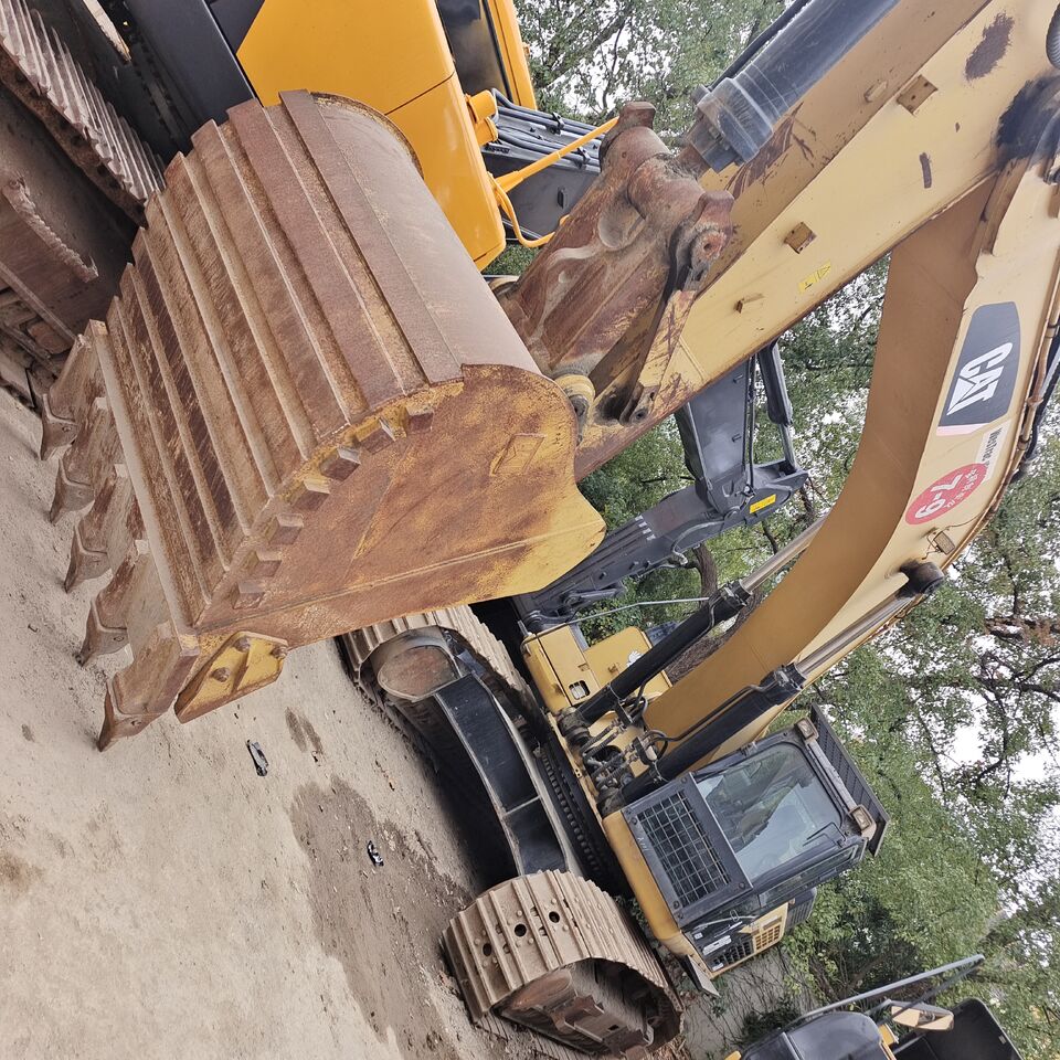 2023 Caterpillar 349D Crawler Excavator