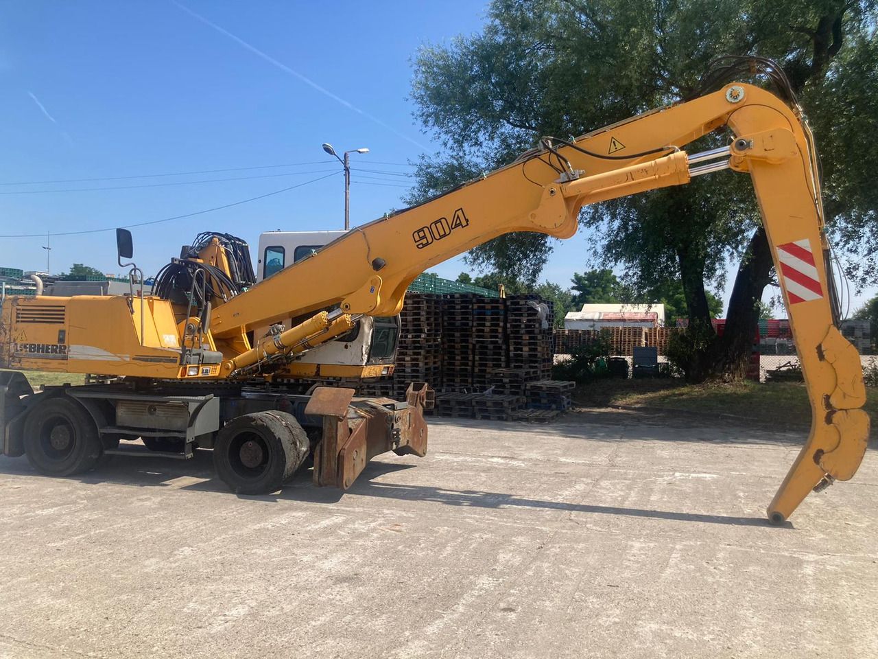 2007 Liebherr A904 LITRONIC Material Handler