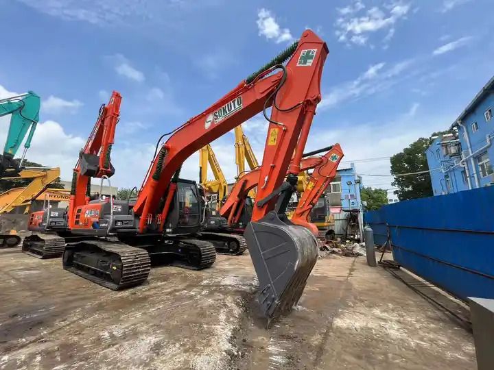 2016 Hitachi ZX120 Crawler Excavator