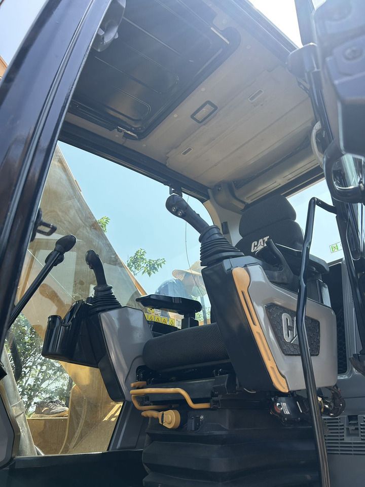 2020 Caterpillar 320GC Crawler Excavator