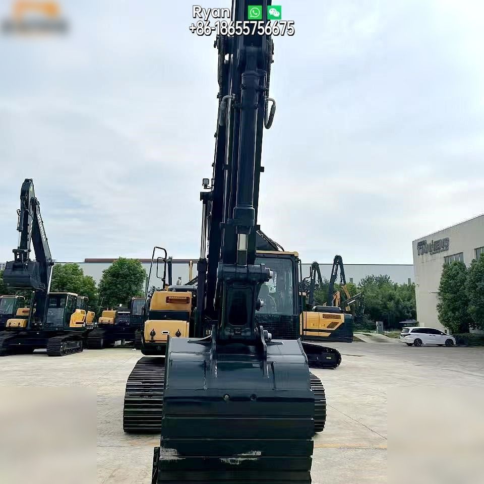 2025 Hyundai HX220L Crawler Excavator
