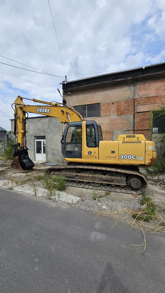 2005 John Deere 200C LC Crawler Excavator