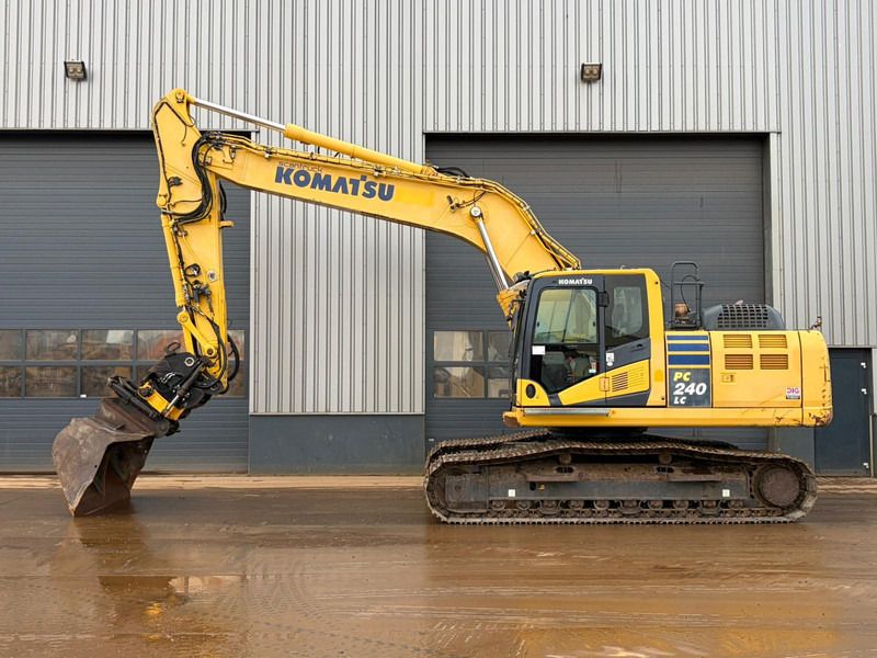 2014 Komatsu PC240LC-10 Crawler Excavator