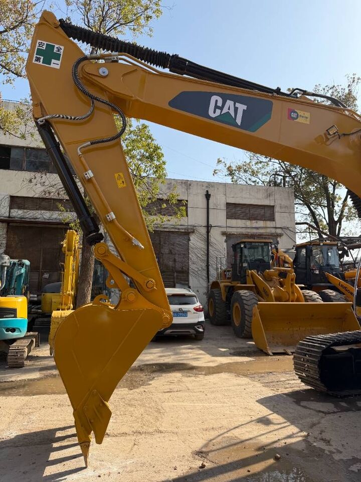 2023 Caterpillar 320D2 Crawler Excavator