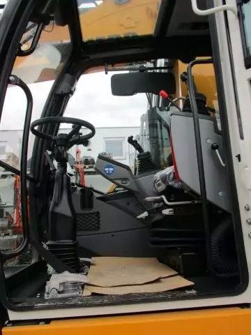 2023 Liebherr A 913 COMPACT G6.0-D LITRONIC Wheel Excavator
