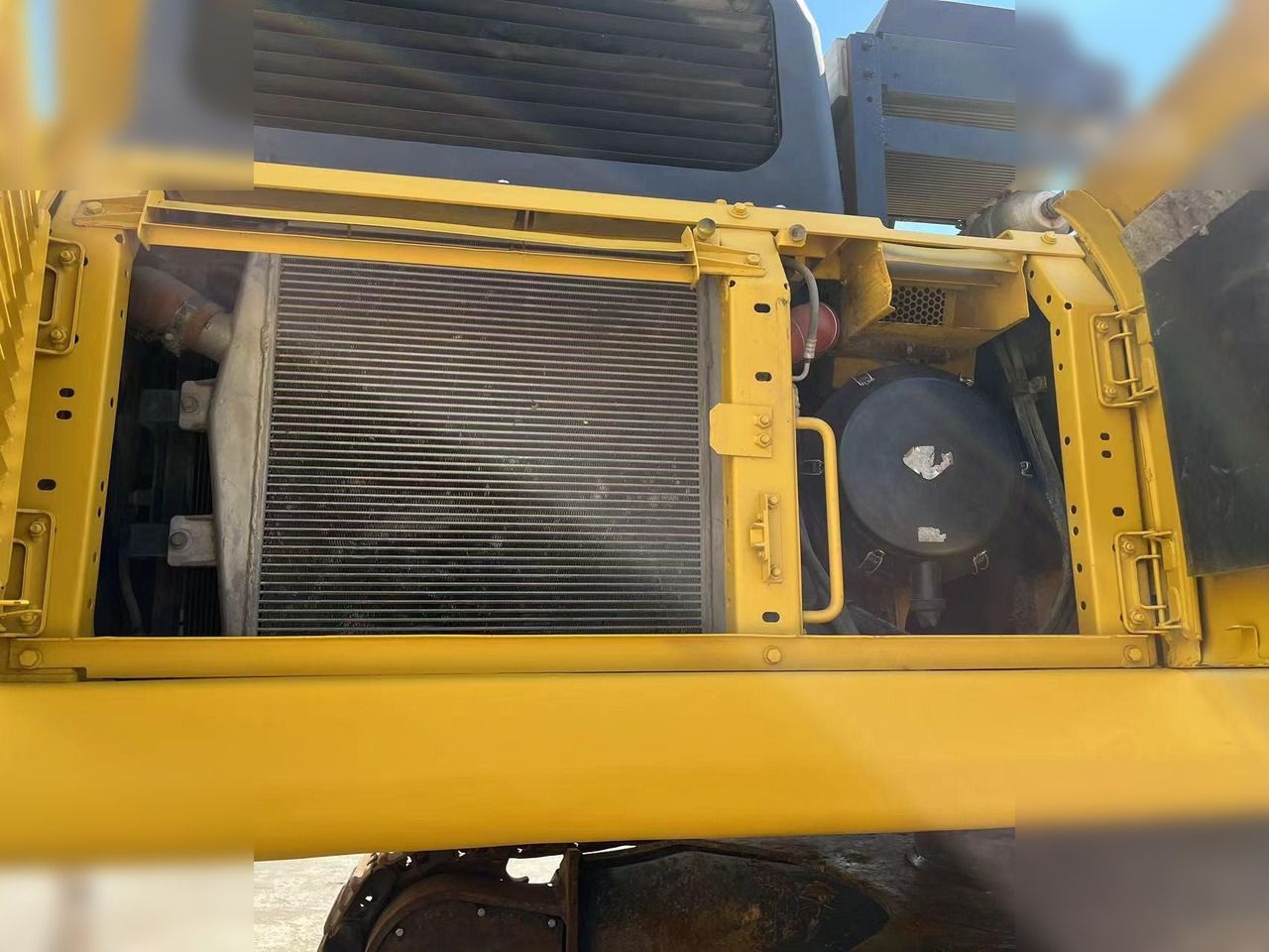 2018 Komatsu PC400-8 Crawler Excavator