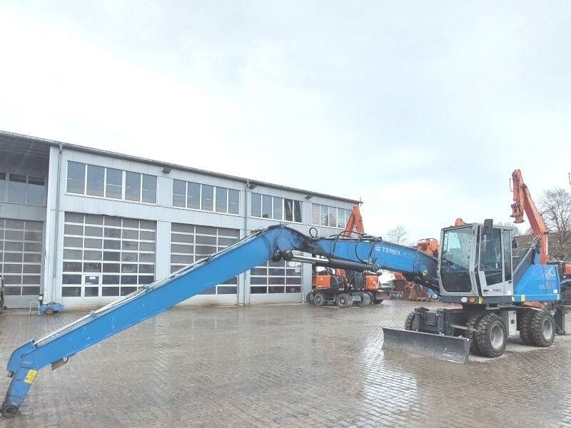 2014 Fuchs MHL 820 D E Material Handler