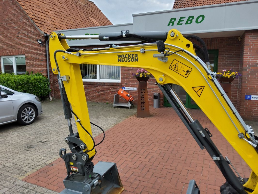 2022 Wacker Neuson ET24 Mini Excavator