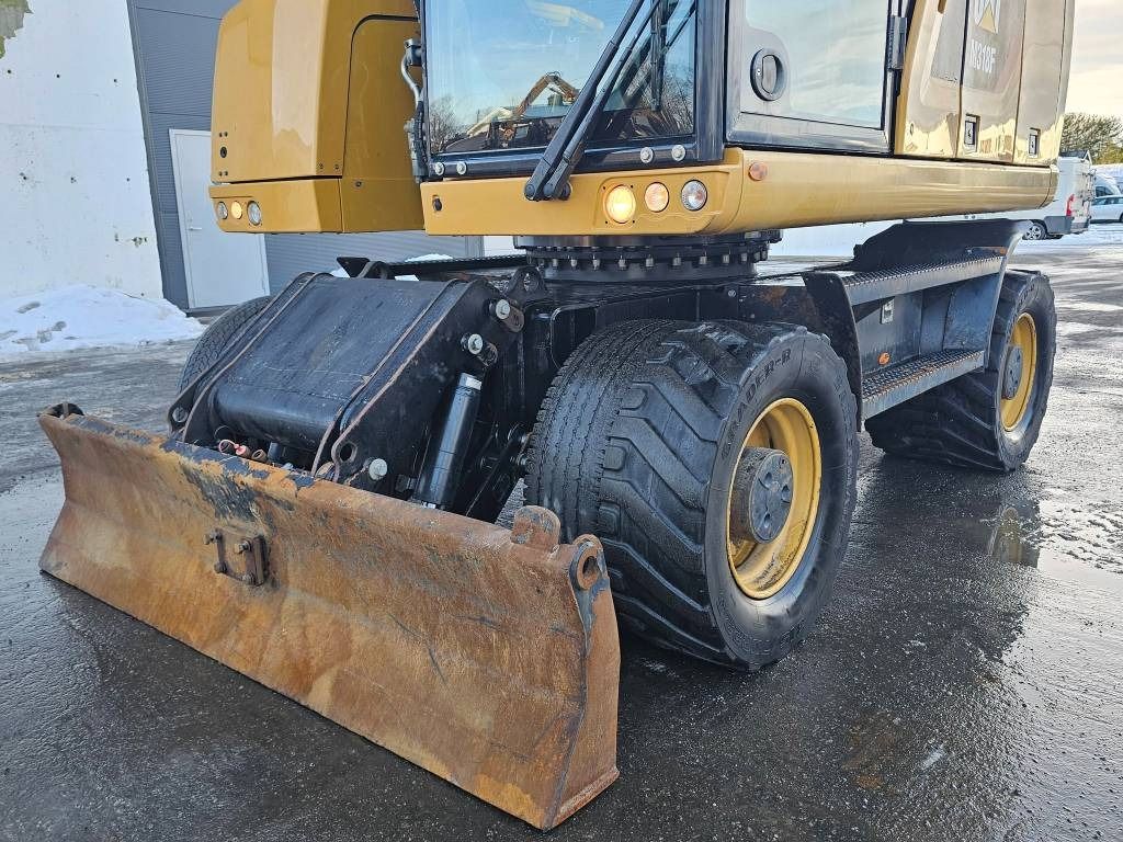 2018 Caterpillar M318F Wheel Excavator