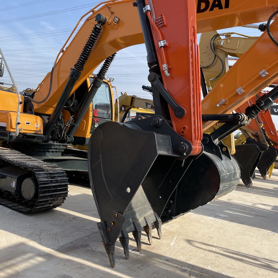 Doosan DX300 Crawler Excavator