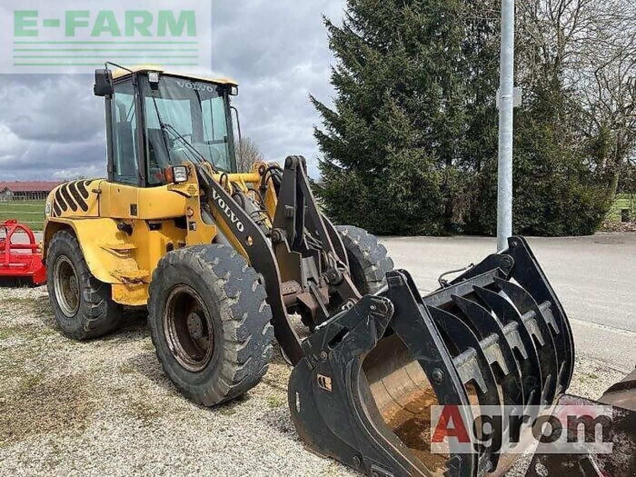 2000 Volvo L40B Mini Excavator