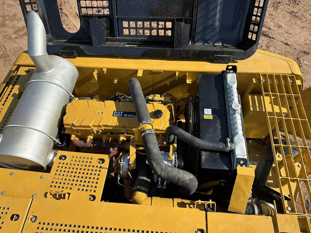 2020 Caterpillar 330CL Crawler Excavator