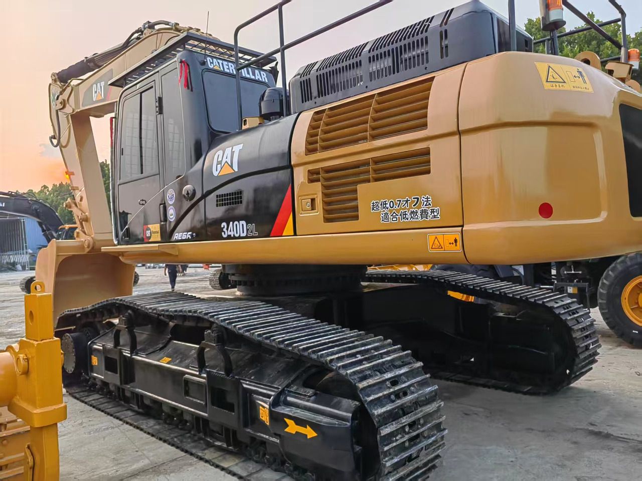 2020 Caterpillar 340D Crawler Excavator