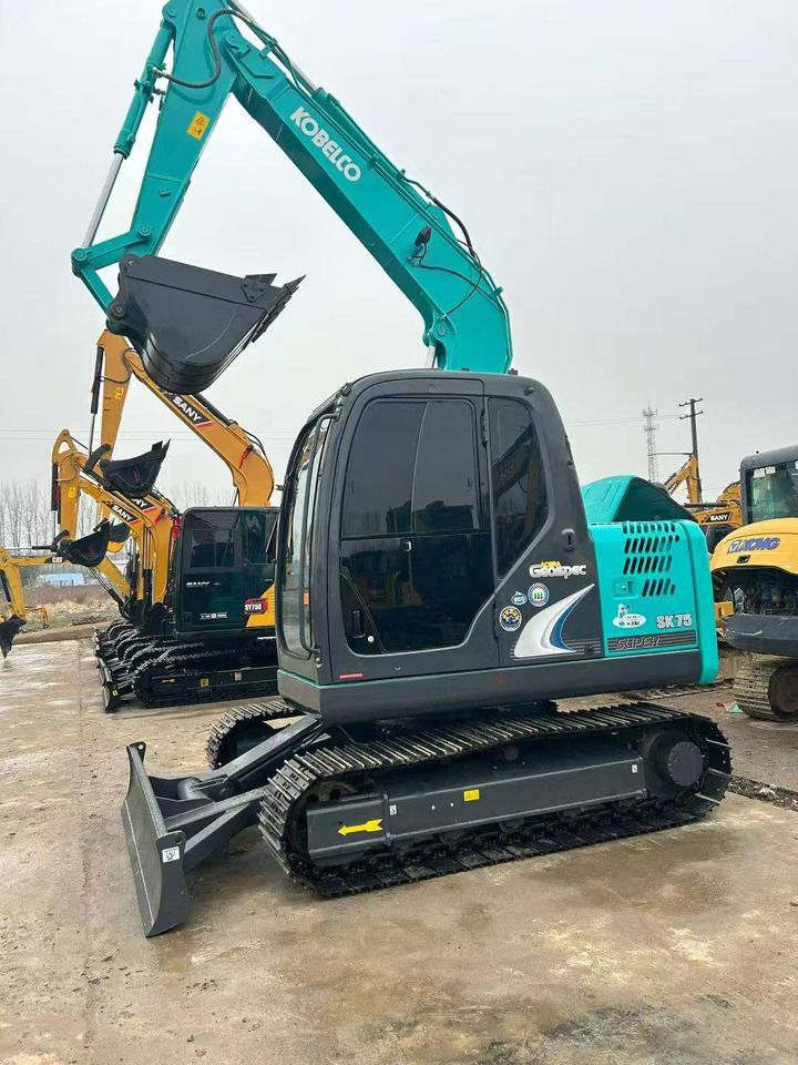 Kobelco SK75 Mini Excavator
