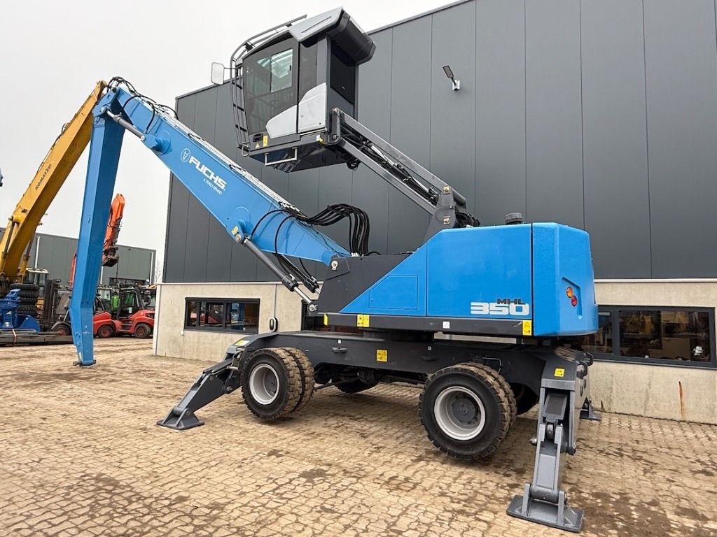 2021 Fuchs MHL350F Material Handler