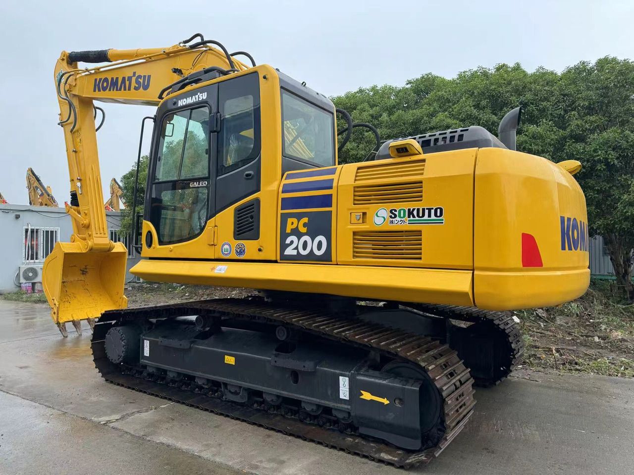 2023 Komatsu PC200-8 Crawler Excavator