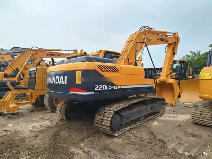 2021 Hyundai R220LVS-9S Crawler Excavator