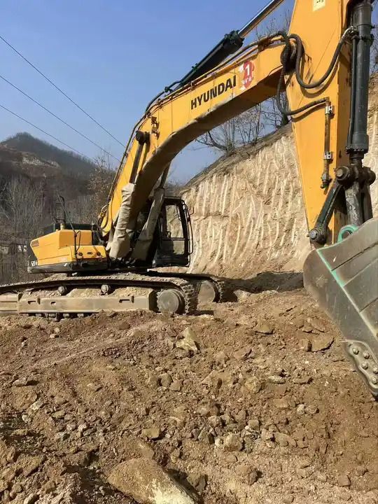 2020 Hyundai 520VS Crawler Excavator