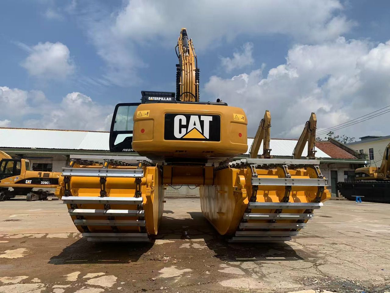 2020 Caterpillar 320D Crawler Excavator