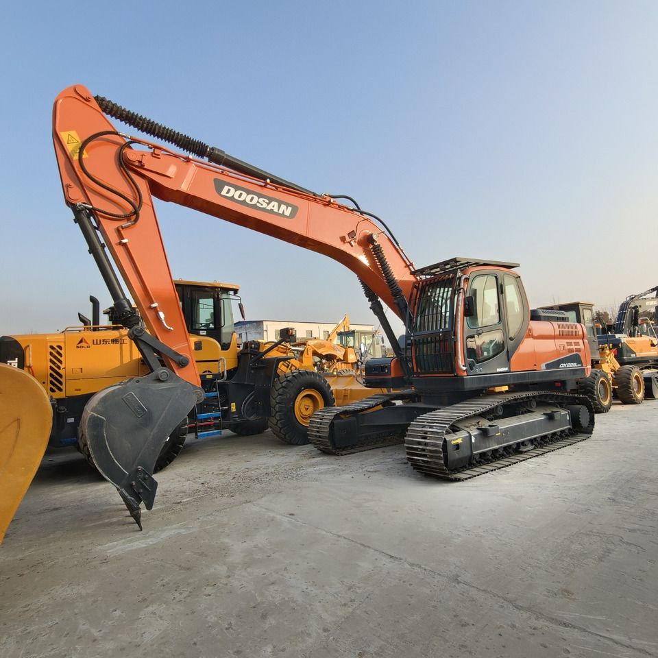 2024 Doosan DX225LCA Crawler Excavator
