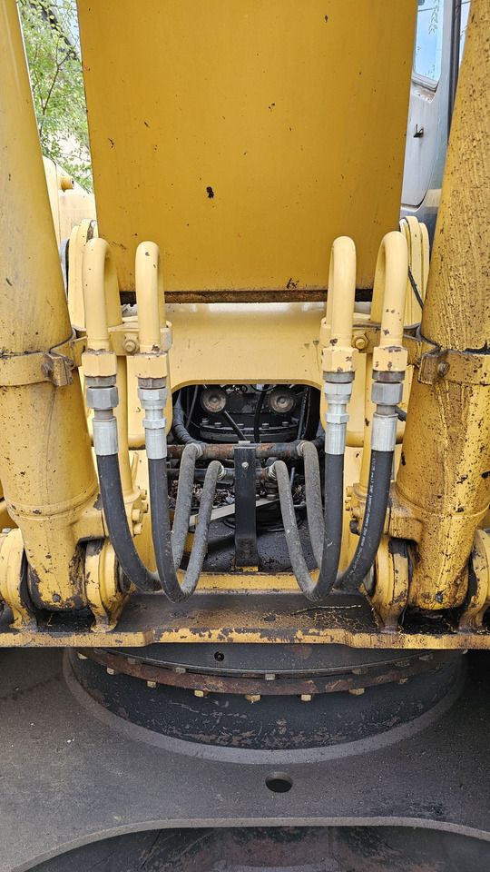 2005 John Deere 200C LC Crawler Excavator