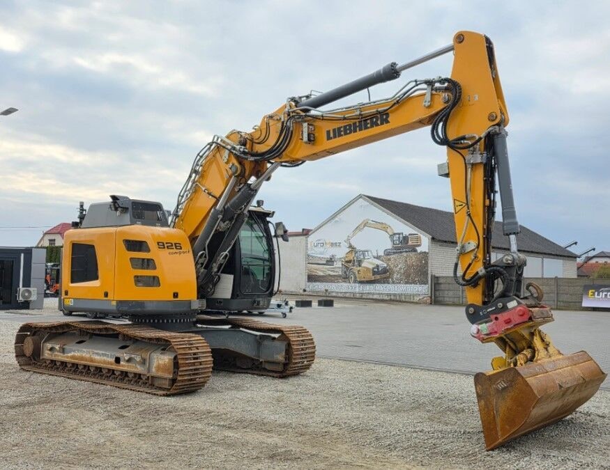 2020 Liebherr R926COMPACT Crawler Excavator