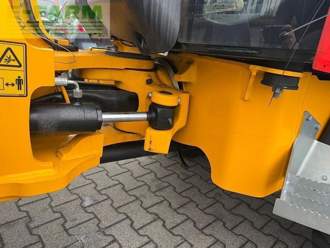 2023 JCB 407 Mini Excavator