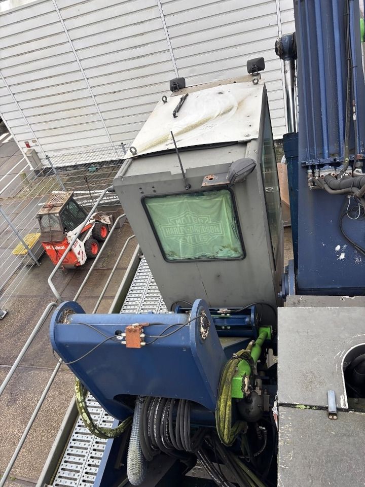 2005 Sennebogen 830A E Material Handler