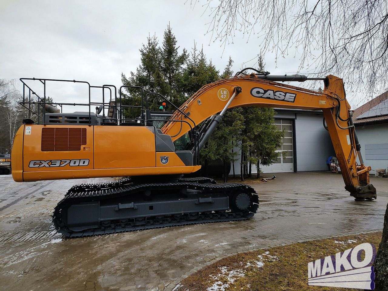 2016 CASE CX370D Crawler Excavator