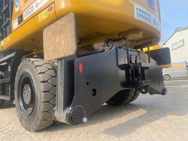 2024 Caterpillar MH3022-07D Material Handler