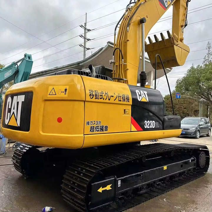 2022 Caterpillar 323D Crawler Excavator
