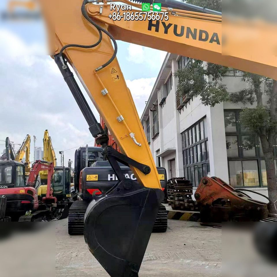 2023 Hyundai R220LC-9S Crawler Excavator