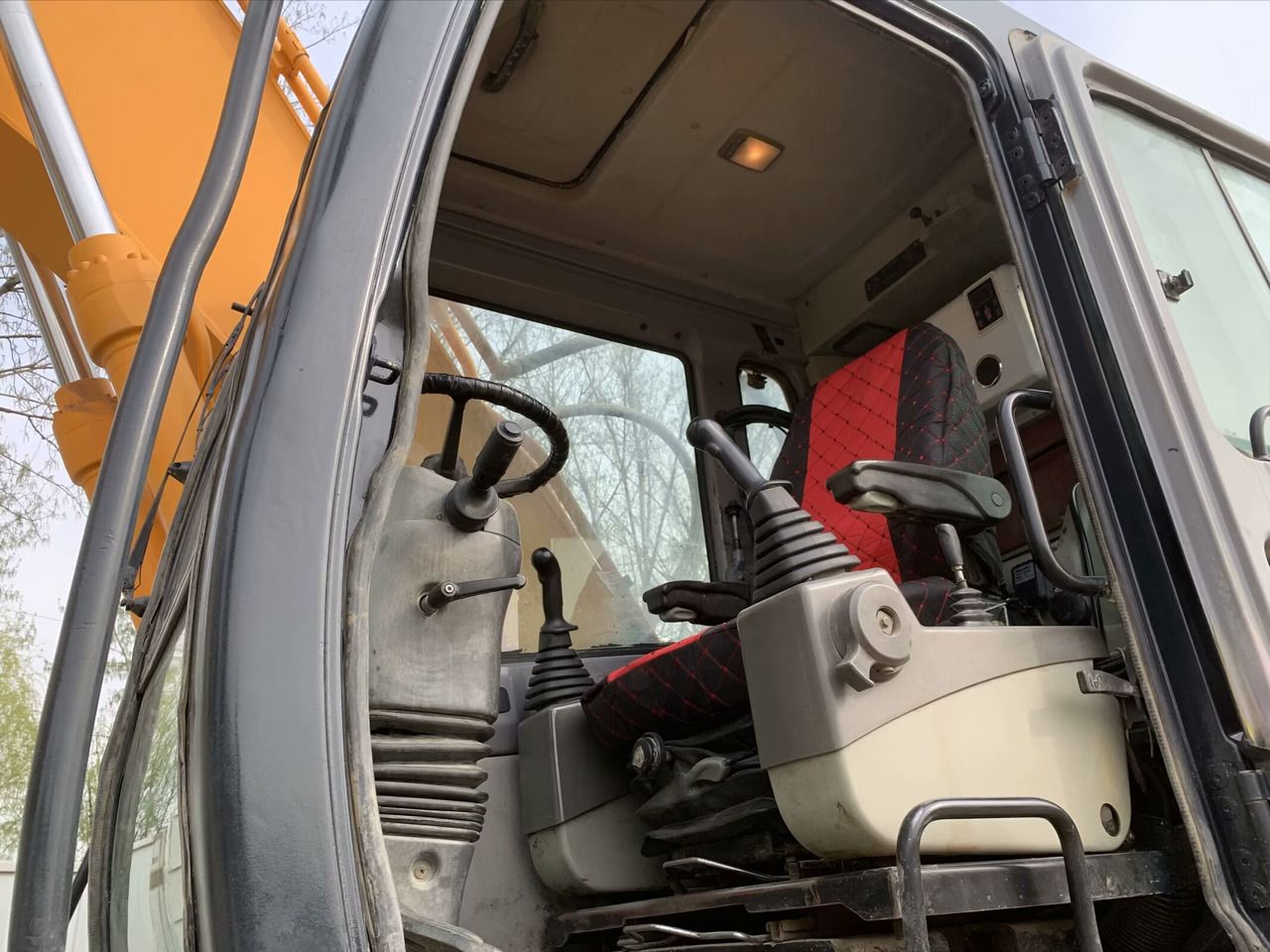2018 Hyundai R210W-7 Wheel Excavator