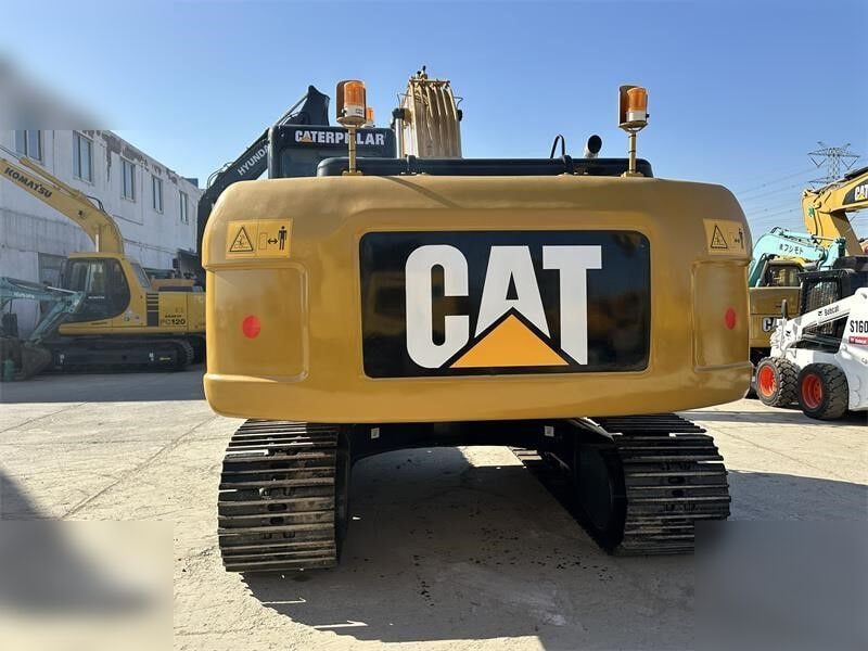 2022 Caterpillar 320D Crawler Excavator