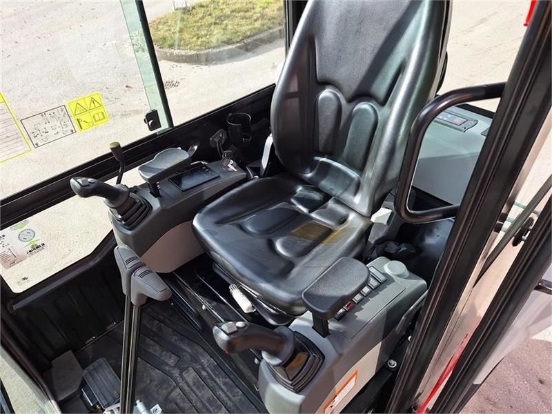 Mole M20 Mini Excavator
