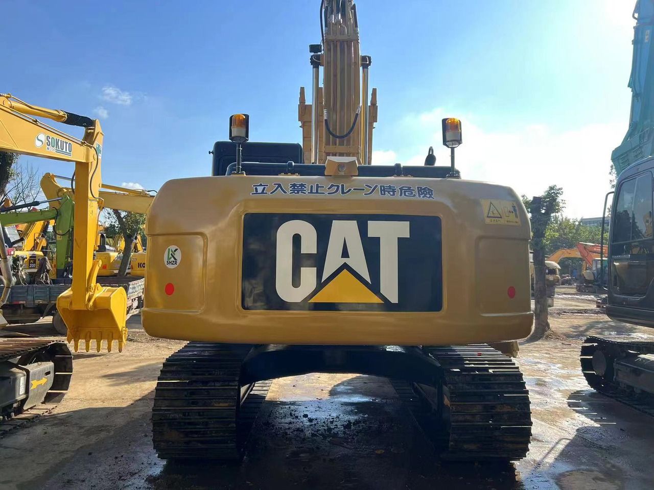 2022 Caterpillar 320D2 Crawler Excavator