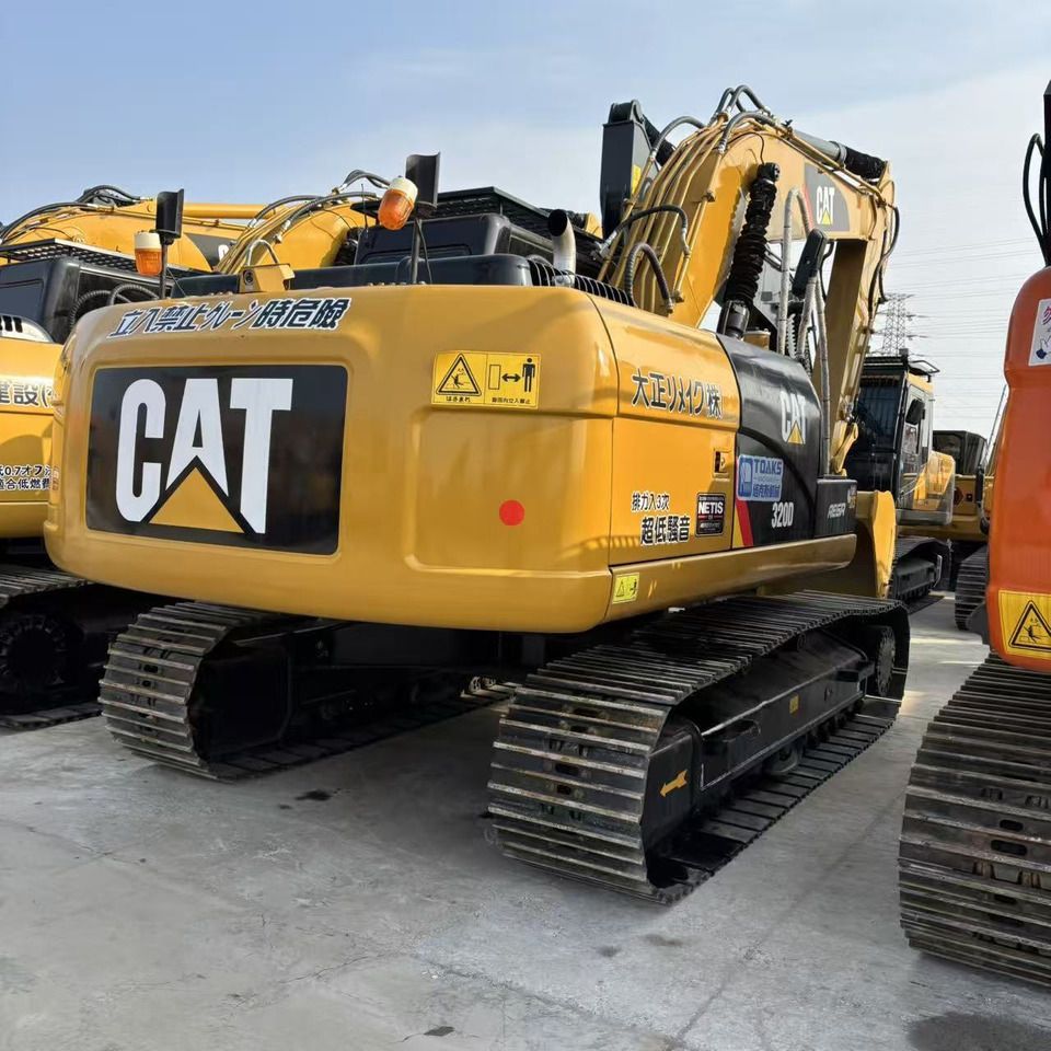 2023 Caterpillar 320D Crawler Excavator
