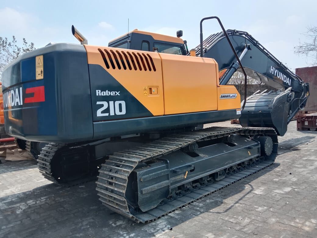2025 Hyundai R210 Crawler Excavator