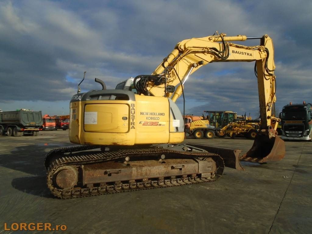 2008 New Holland E235BSR-2 Raupenbagger