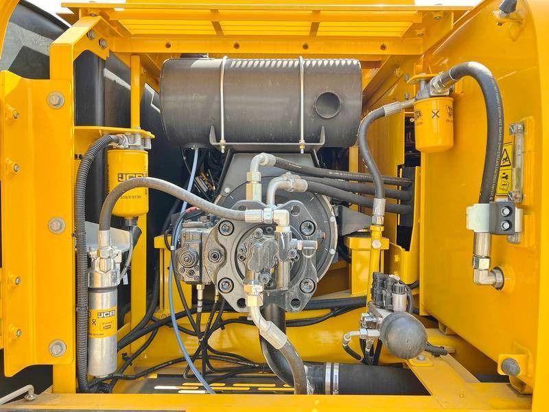 2025 JCB 245 HDLR