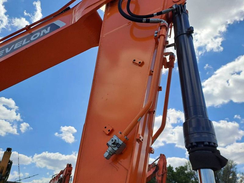 2025 Doosan DX225LC-7 Crawler Excavator