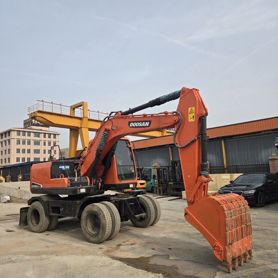 2020 Doosan DX150W Wheel Excavator
