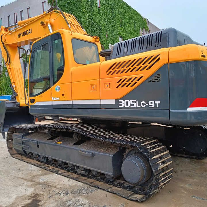2017 Hyundai 305-9T Crawler Excavator