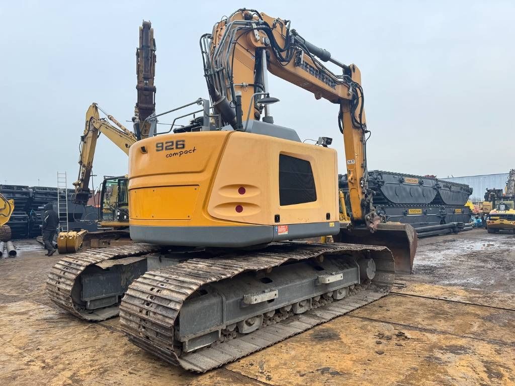 2015 Liebherr R926 Crawler Excavator