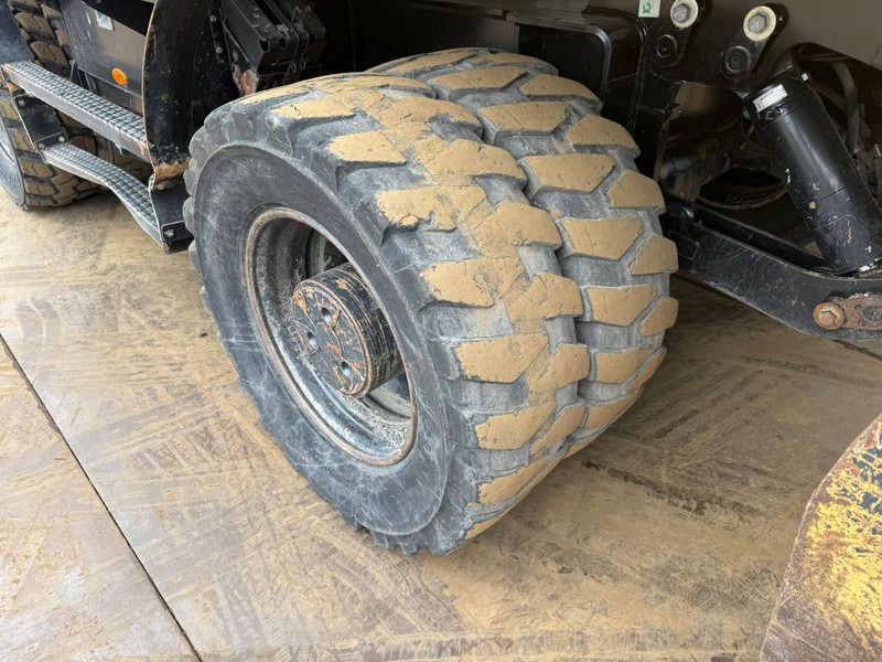 2017 Caterpillar M320F Wheel Excavator