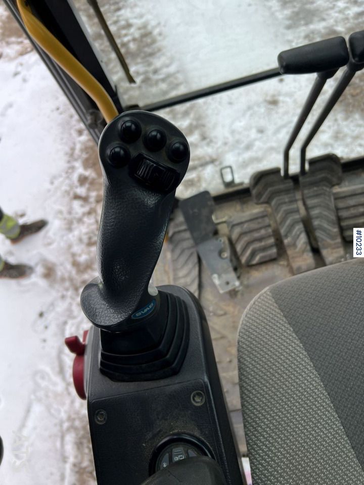 2013 Volvo EC180DL Crawler Excavator