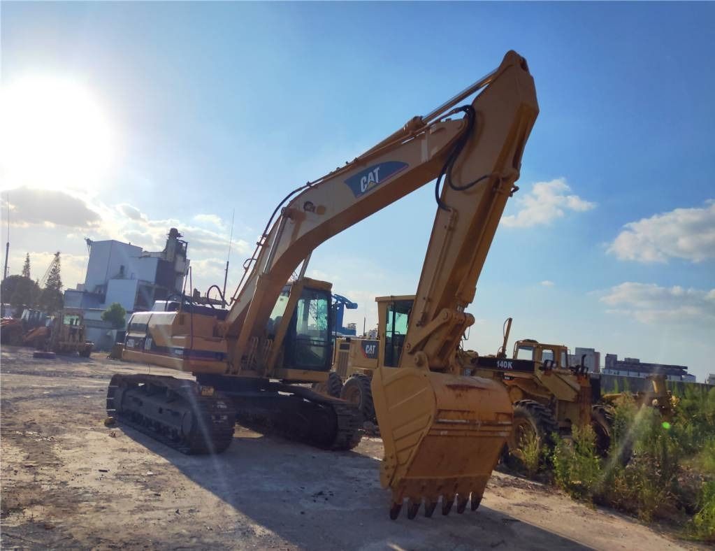 2023 Caterpillar 325BL Crawler Excavator