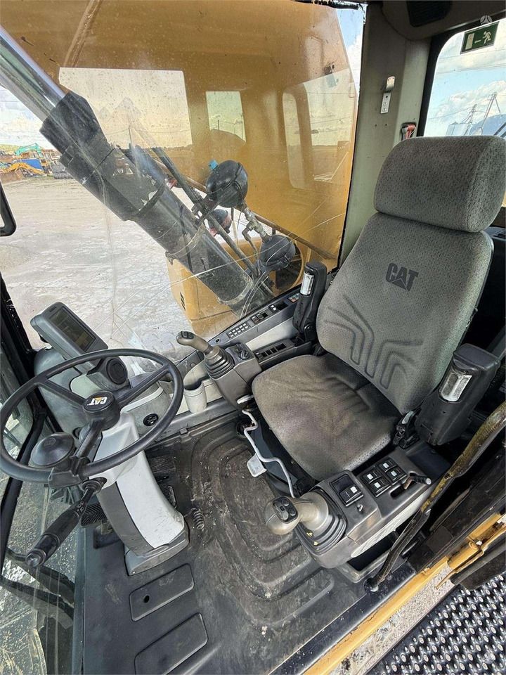 2010 Caterpillar 325DL Wheel Excavator