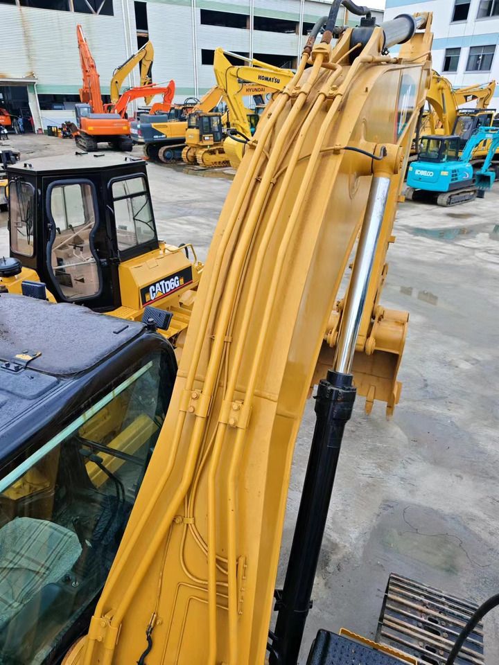 2019 Caterpillar 320D2 Crawler Excavator
